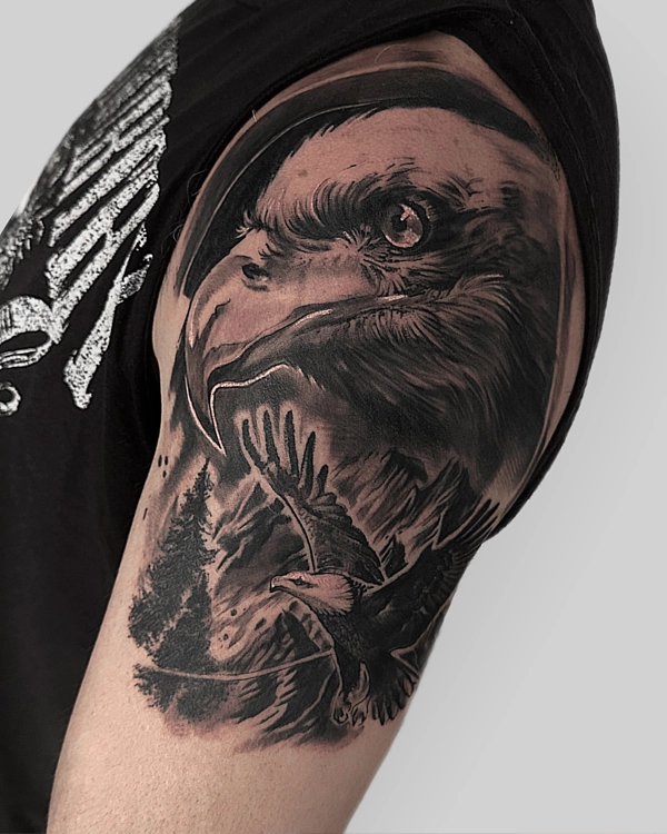 realistic eagle tattoo