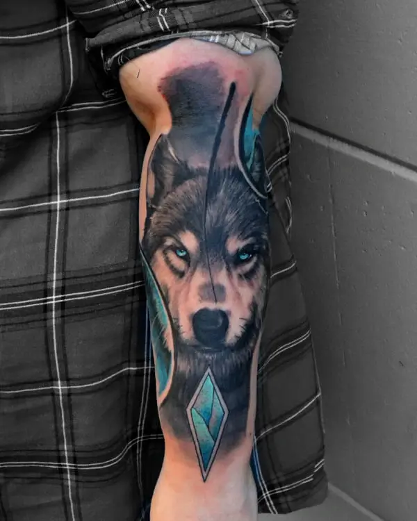 realistic wolf tattoo