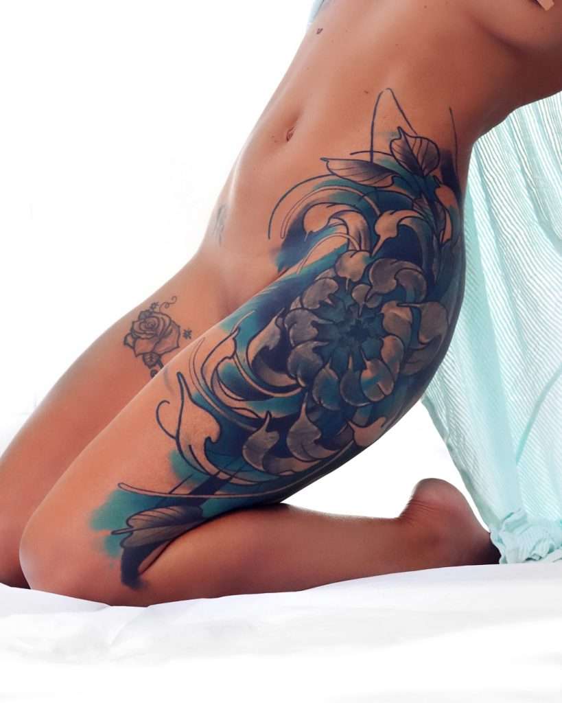 cover up crysanthemum tattoo